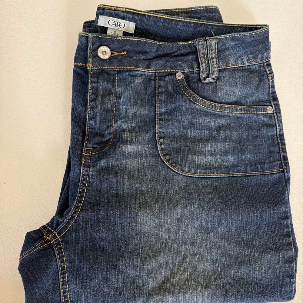 Cato Denim Capri Jeans Women's 12 Blue Medium Wash Cropped Crop Pants Stretch